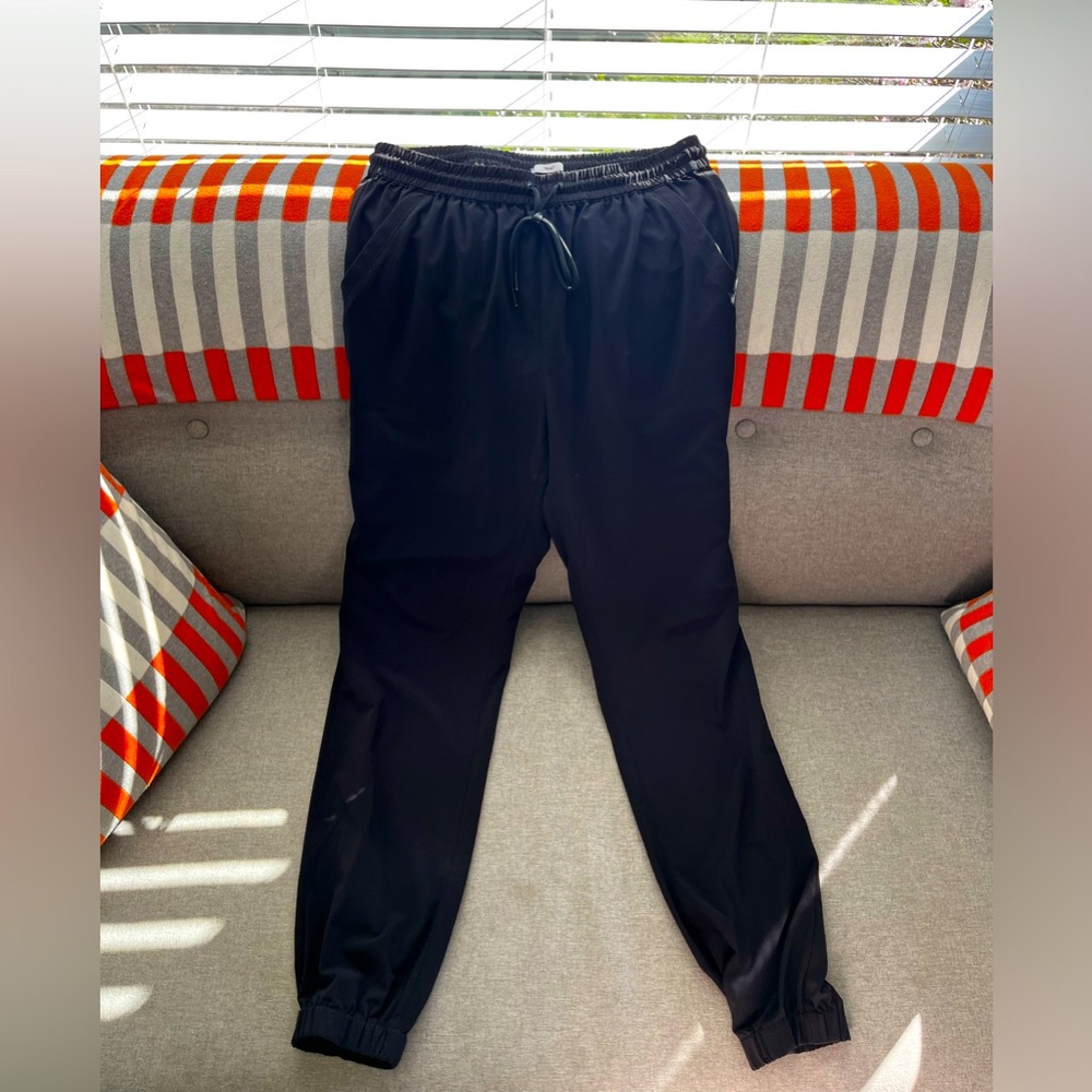 TNA Joggers